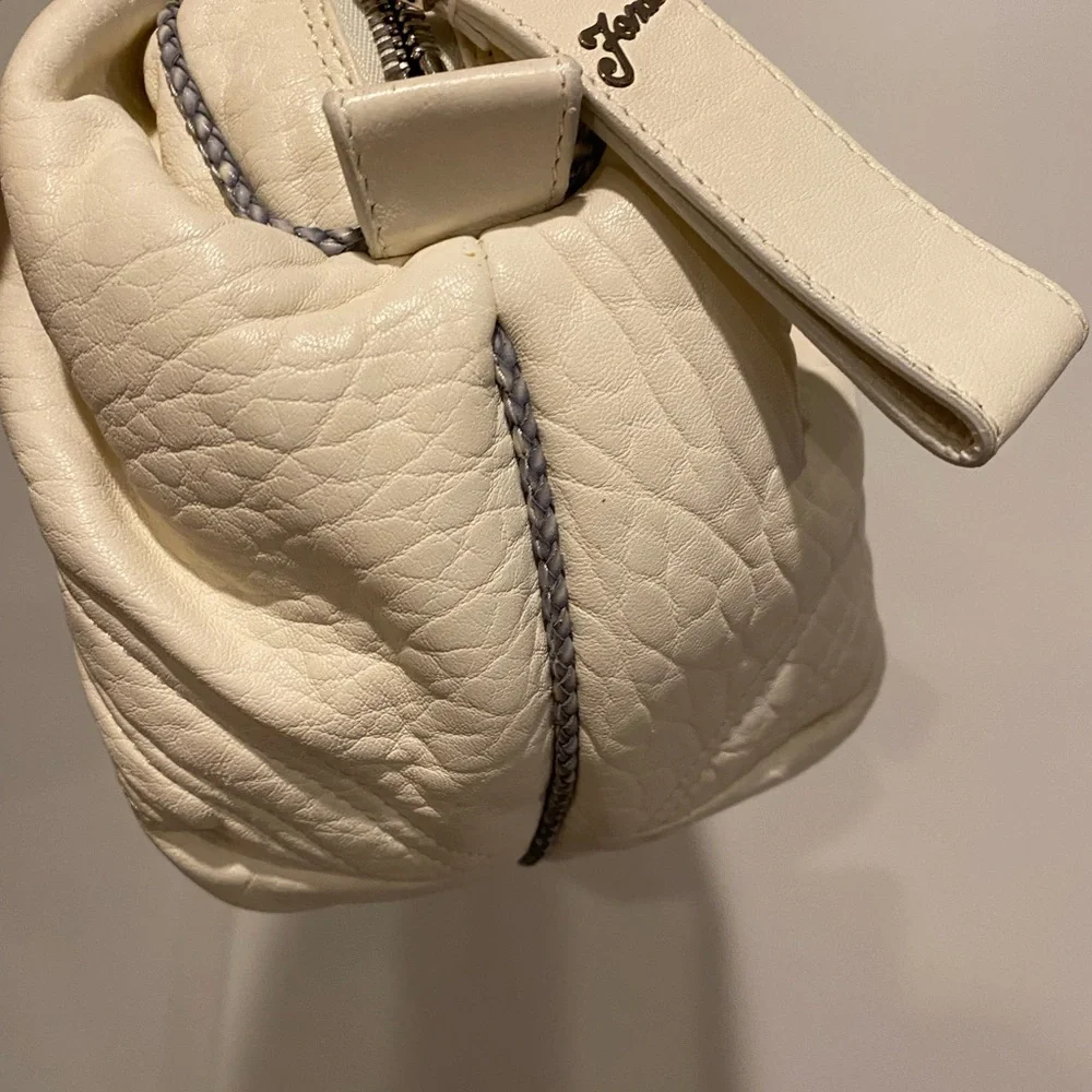 Fendi Mini Spy Cream Leather Bag - Picture 6 of 11